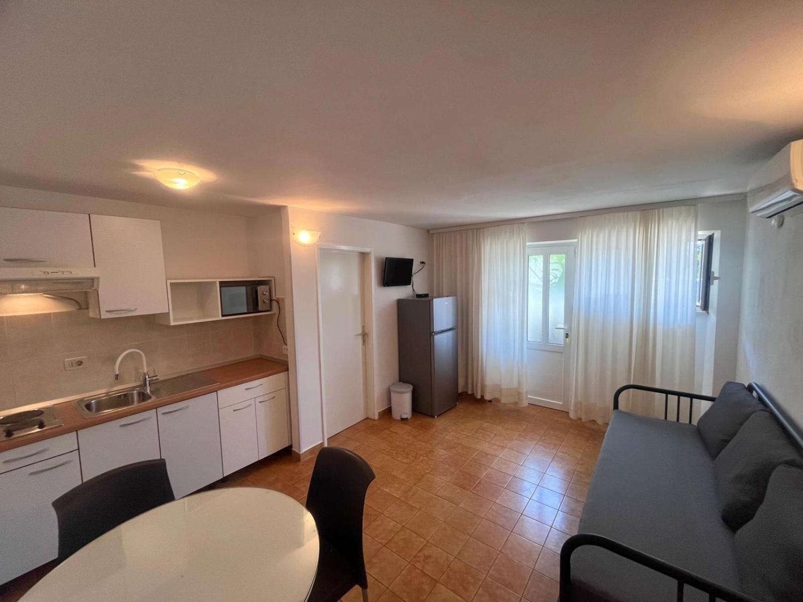 Apartments Klaric Makarska Esterno foto